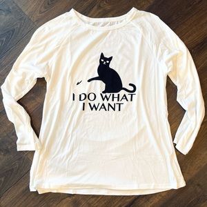 Sm. White “I do what I want” Blk Cat Long-Sleeve Tee (NEW)